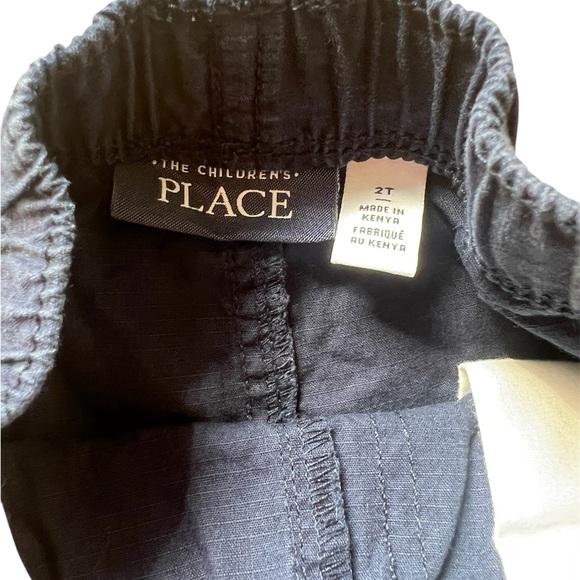 Children’s Place Boys Navy Blue Cargo Shorts | 2T - Picture 4 of 4